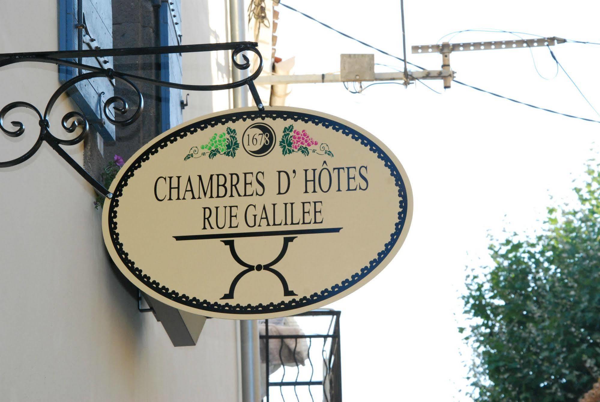 マルセイヤン Rue Galilee Bed & Breakfast エクステリア 写真
